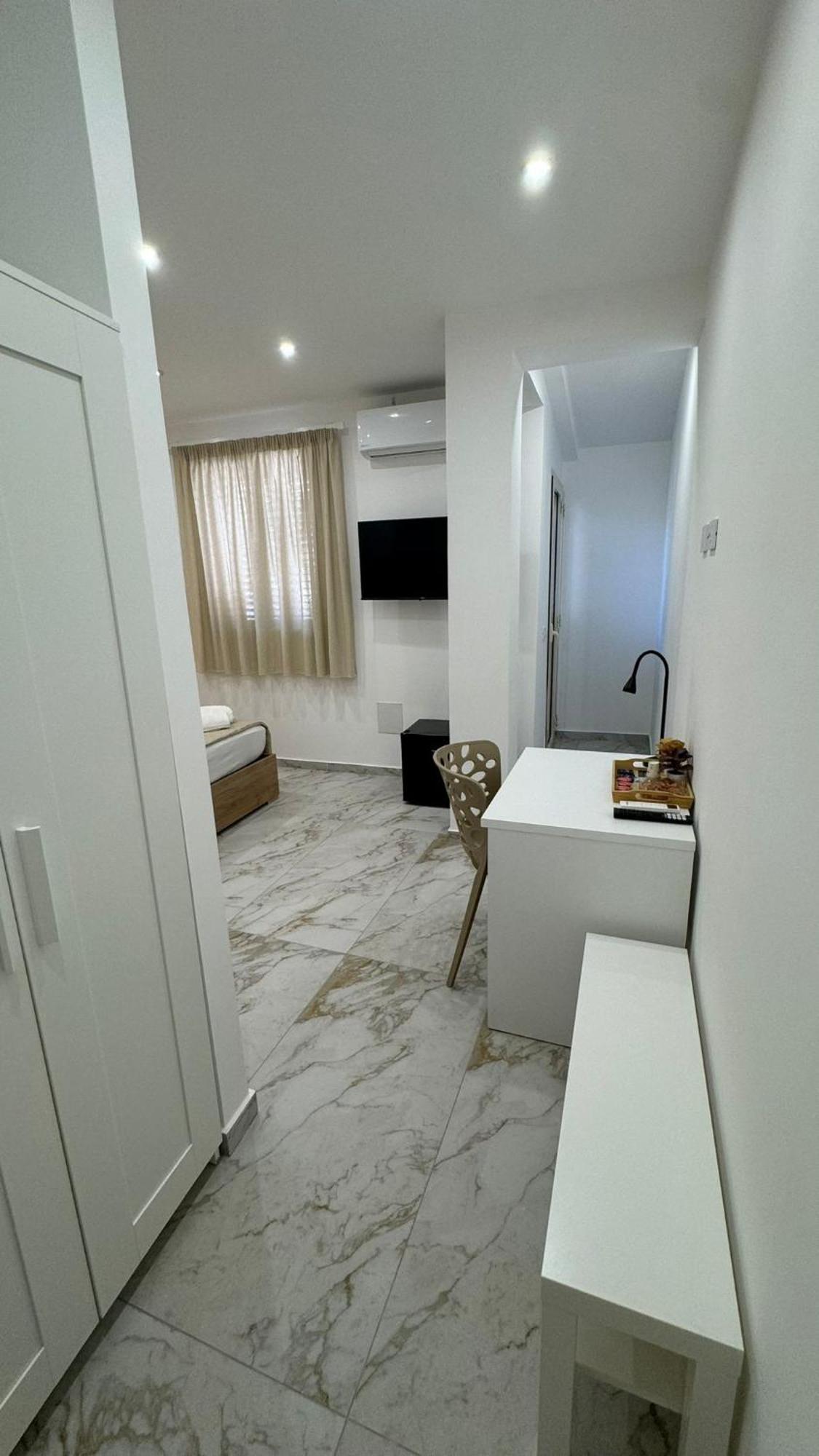 Morgana Sea Bed & Breakfast คาตาเนีย ภายนอก รูปภาพ