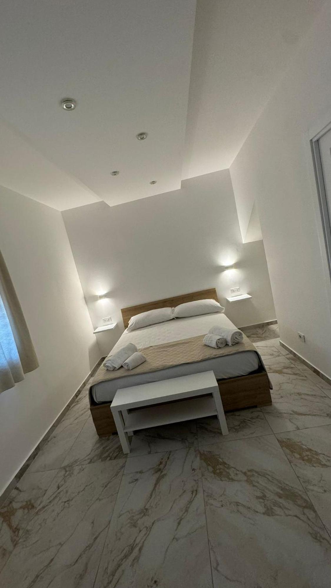 Morgana Sea Bed & Breakfast คาตาเนีย ภายนอก รูปภาพ