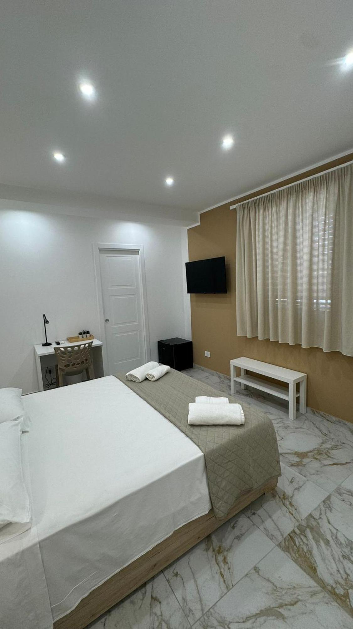 Morgana Sea Bed & Breakfast คาตาเนีย ภายนอก รูปภาพ