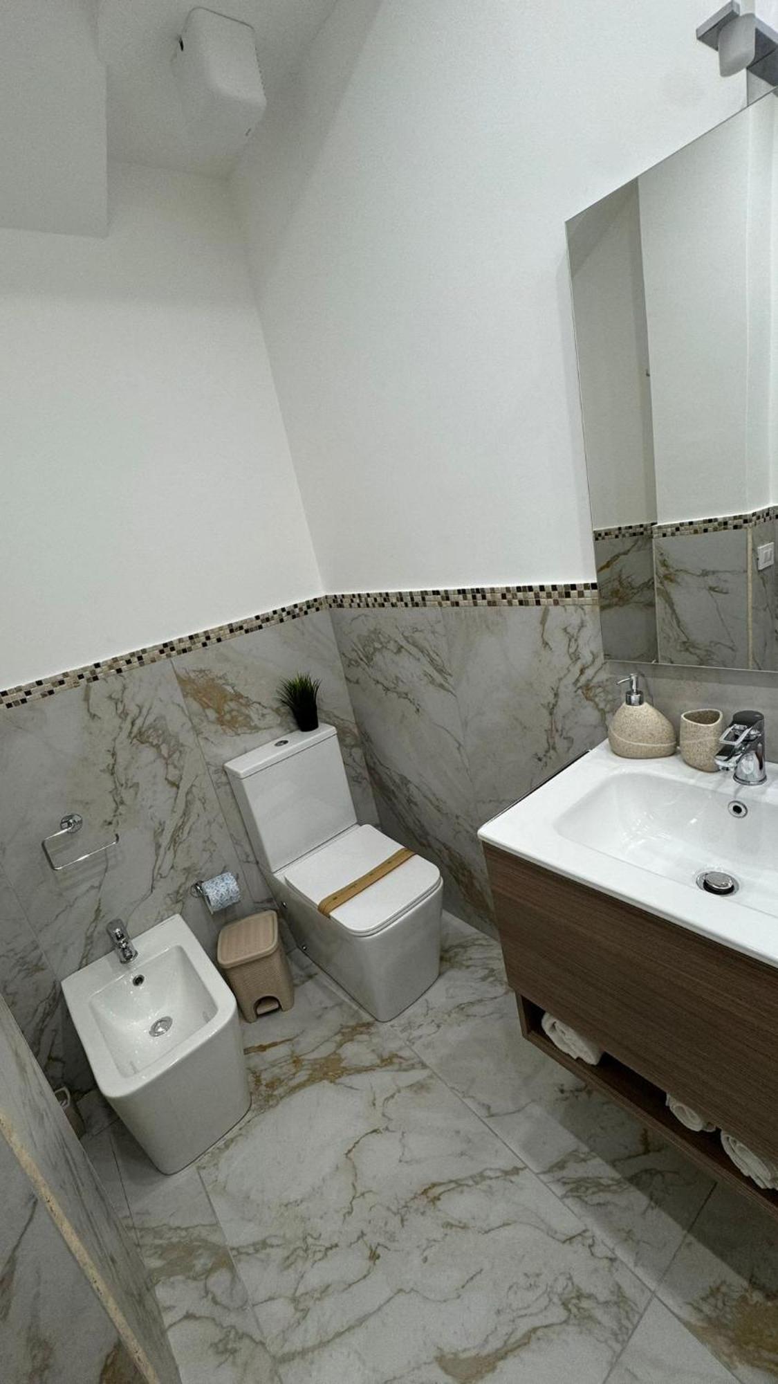 Morgana Sea Bed & Breakfast คาตาเนีย ภายนอก รูปภาพ