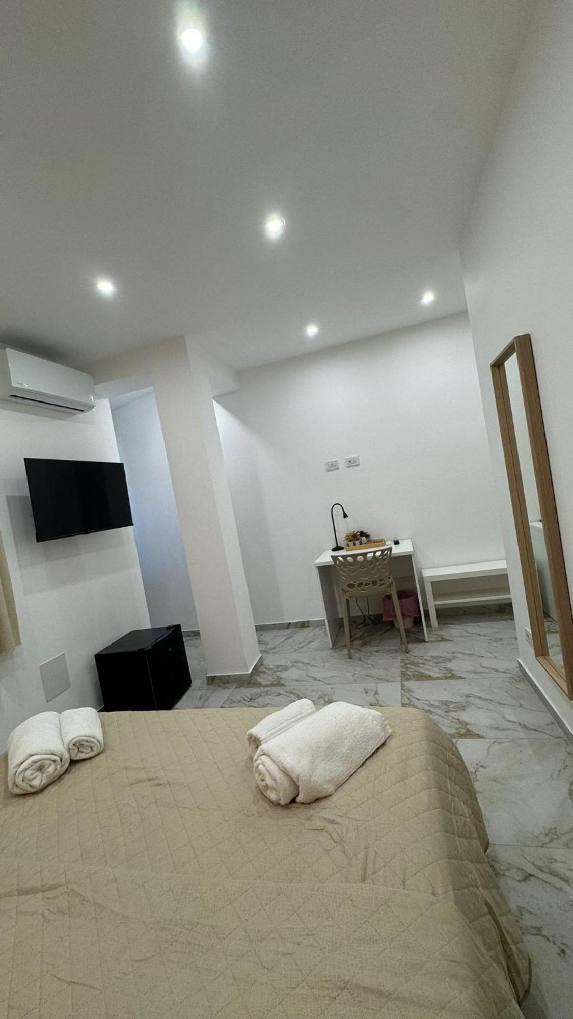 Morgana Sea Bed & Breakfast คาตาเนีย ภายนอก รูปภาพ